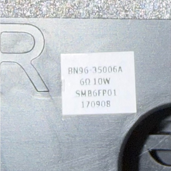 Samsung Speakers - Picture 3 of 6